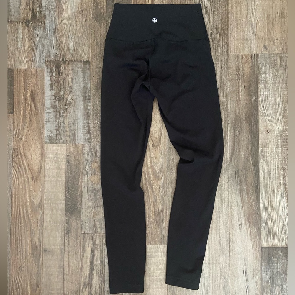 NWOT Wunder Under High Rise Leggings